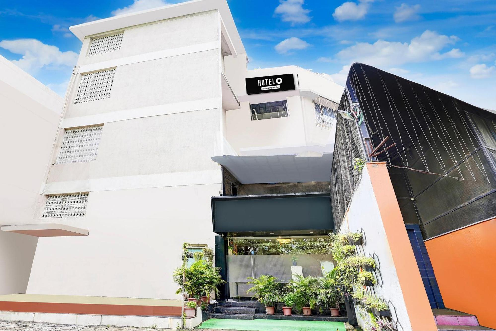 Super Hotel O Sakinaka Andheri Kurla Road ムンバイ エクステリア 写真