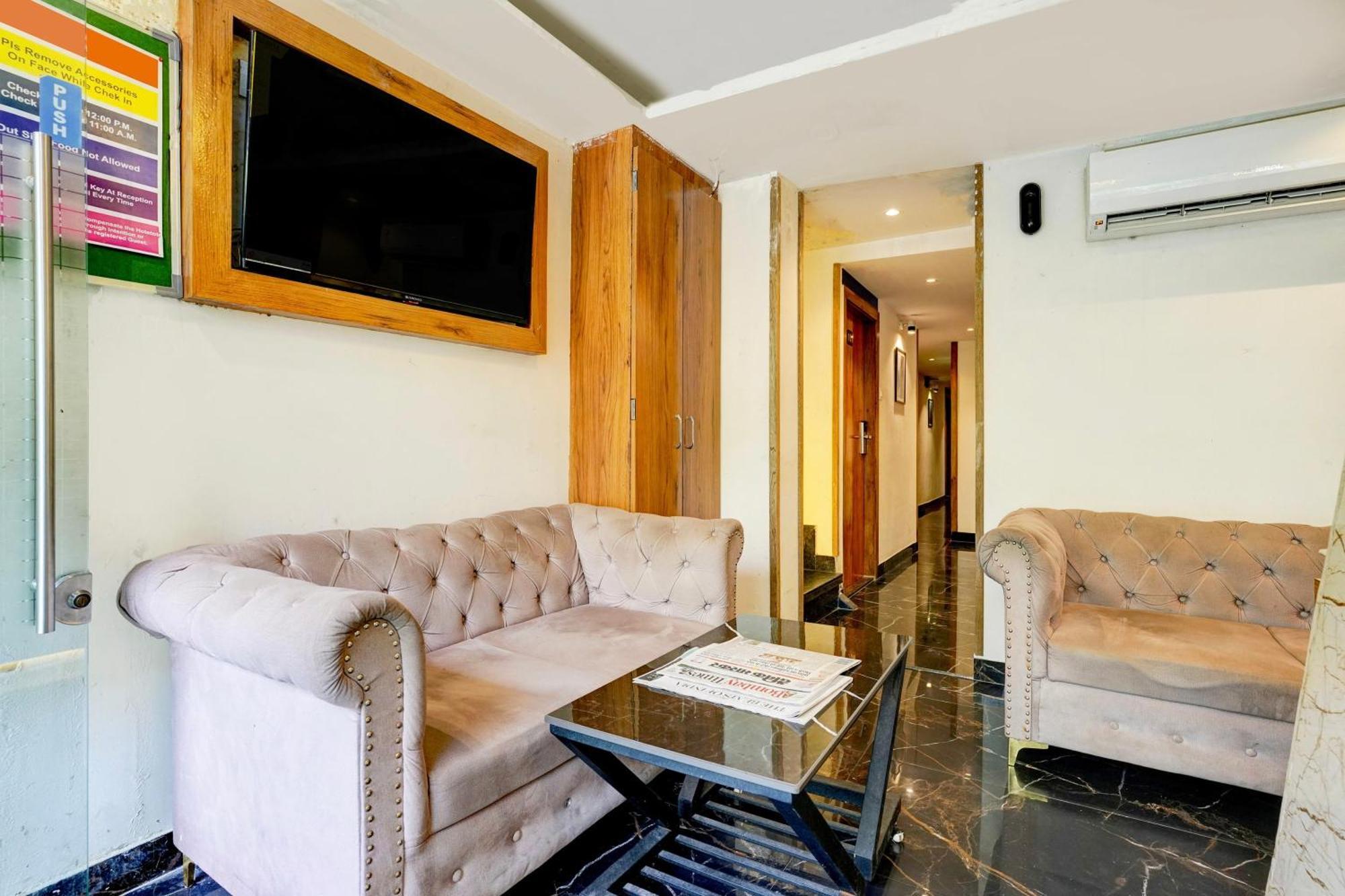 Super Hotel O Sakinaka Andheri Kurla Road ムンバイ エクステリア 写真